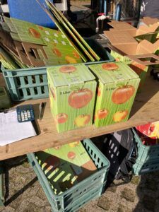 Mehr über den Artikel erfahren Zweite Saftpressung erfolgreich: nochmal 180 Liter